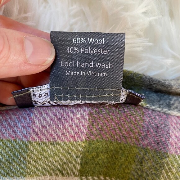 Earth Squared Plaid Wool Wrap Free Trade Hybrid Poncho Lap Blanket One Size NWT - Picture 11 of 13